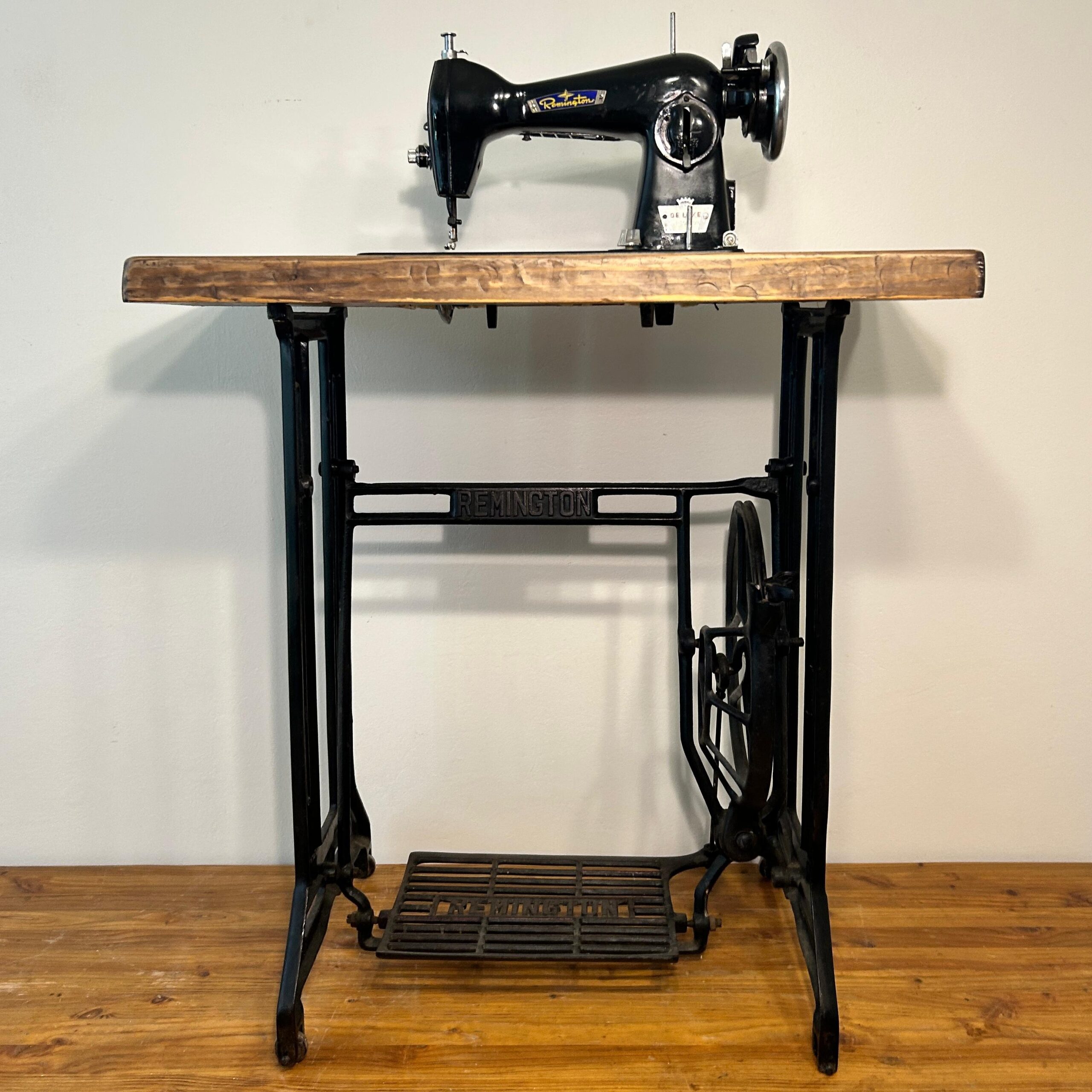 Mesa Costurera Tradición